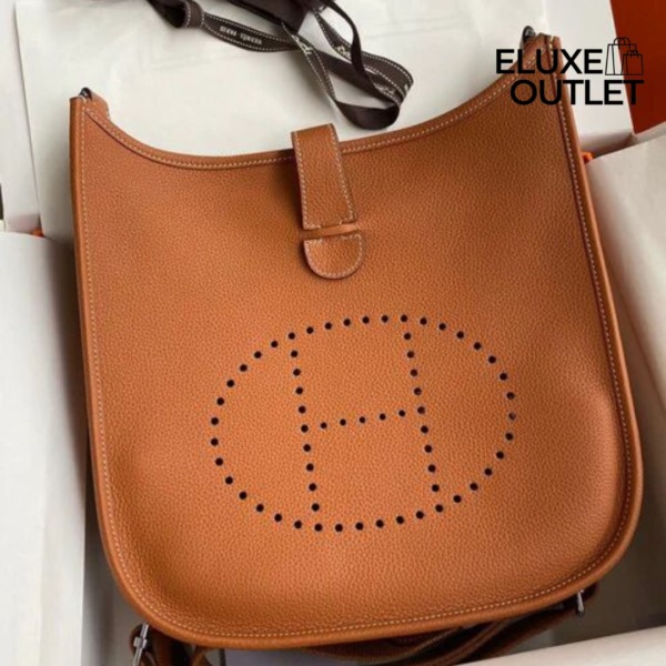 Evelyne III 29 Hellkaffee