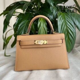 Kelly 20 Epsom Hellkaffee
