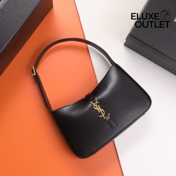 Le 5 a 7 Hobo bag Schwarz 24,5 cm
