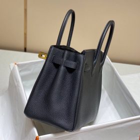 Set: Tasche, Heels und Gürtel