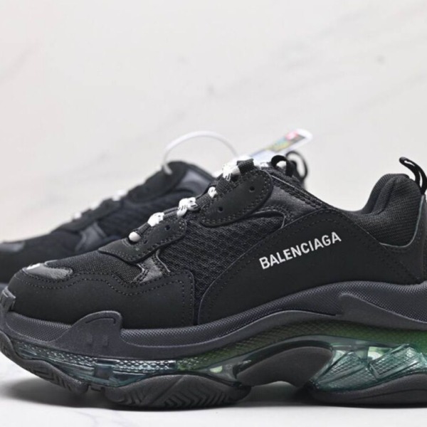 Triple S Clear Sole Schwarz