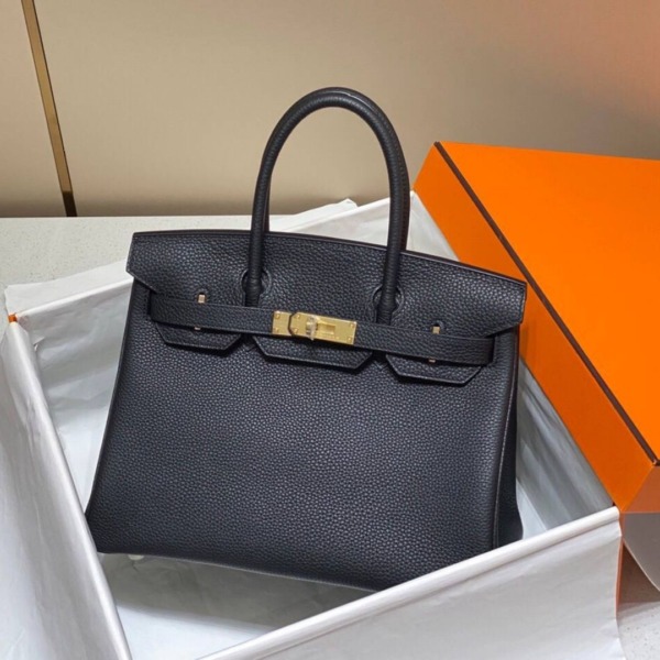Set: Tasche, Heels und Gürtel