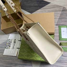 GG Marmont Creme 34 cm