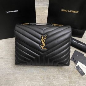 Set: Tasche, Heels und Gürtel