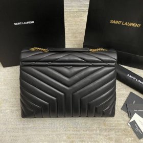 Set: Tasche, Heels und Gürtel