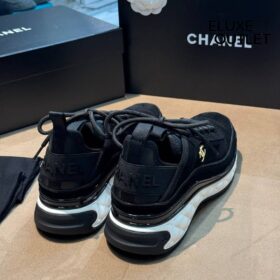 Sneakers Schwarz