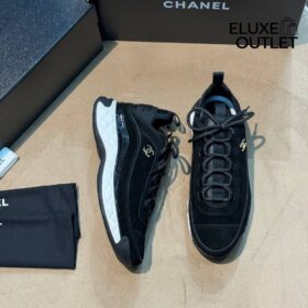 Sneakers Schwarz
