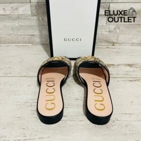 Jolie gesteppten Canvas-Sandalen
