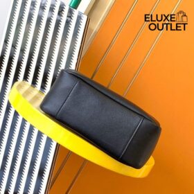 Le 5 a 7 Hobo Bag Schwarz 31 cm