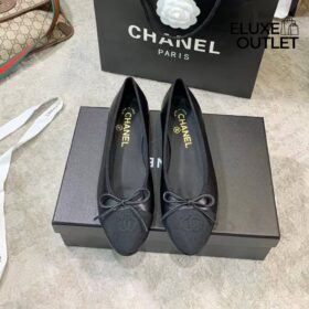 Lammfell & Grosgrain Schwarz