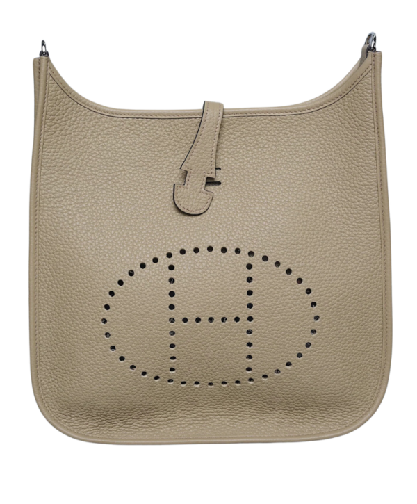 Evelyne III 29 Trench