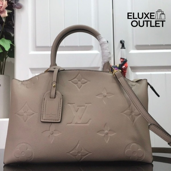 Grand Palais Tote Bag Beige 34 cm