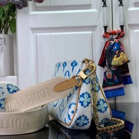 Multi Pochette Accessoires Creme/Blau 24 cm