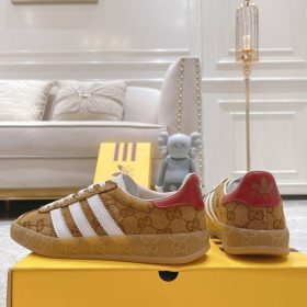 Wmns Gazelle GG Braun