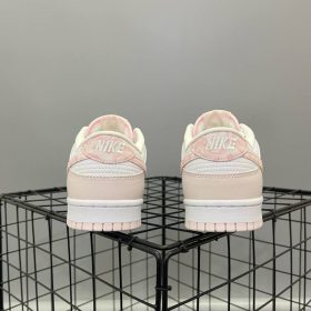 Dunk Low Pink Paisley