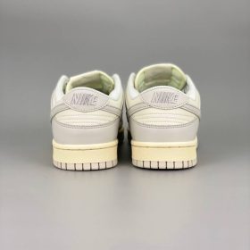 Dunk Low Light Bone