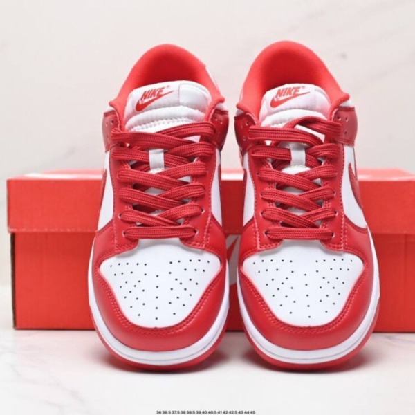 Dunk Low Retro SP St. John’s