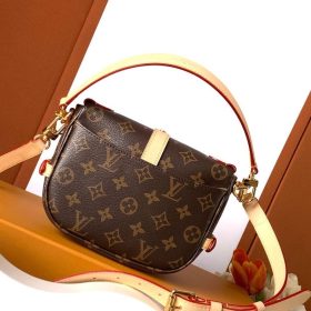 Saumur BB Braun/Beige 20 cm