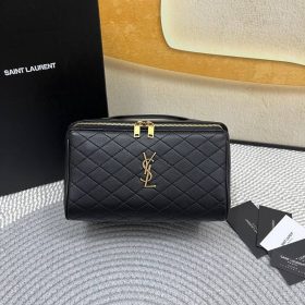 Gaby Schwarz 21 cm