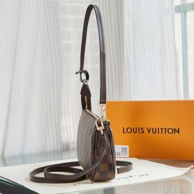 Damier Pochette Braun 23,5 cm