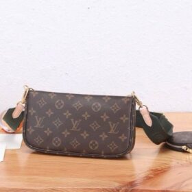 Multi Pochette Accessoires Braun 25 cm