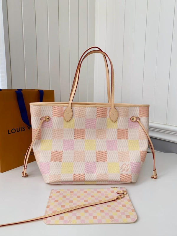 Neverfull MM Pfirsichfarbe 31 cm