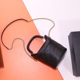 Gaby Schwarz 18 cm