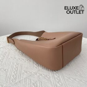 Le 5 a 7 Hobo Bag Staubig Grau 22 cm