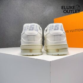 Trainer Weiß