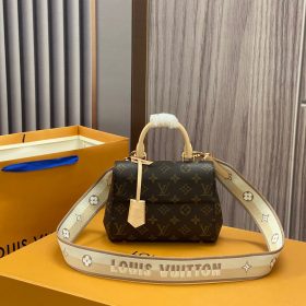 Cluny Mini Monogram Canvas 20 cm