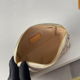 Damier Cosmetic Pouch PM 19 cm