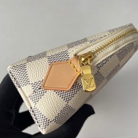 Damier Cosmetic Pouch PM 19 cm
