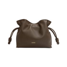 Clutch aus Nappaleder in Schokoladenbraun 18cm