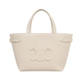 TRIOMPHE aus strukturiertem Kalbsleder in Pale Beige 20cm