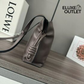 Clutch aus Nappaleder in Schokoladenbraun 18cm