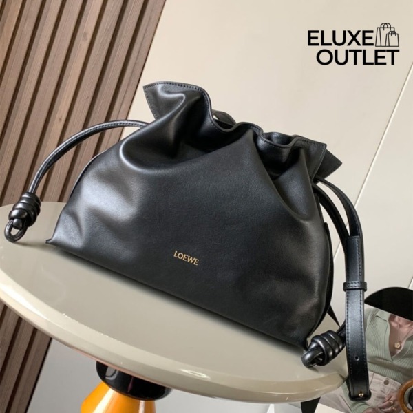 Clutch aus Nappa-Kalbsleder Schwarz 24.5cm