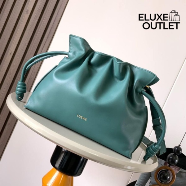 Clutch aus Nappa-Kalbsleder in Vetiver 24.5cm