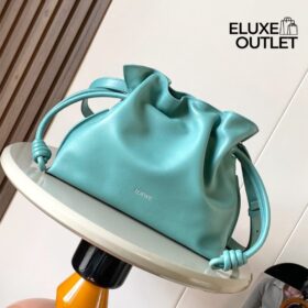 Clutch aus Nappa-Kalbsleder Water 24.5cm