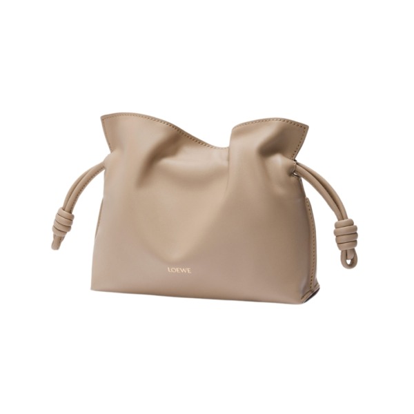 Clutch aus Nappaleder in Sandfarben 18cm
