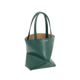 Fold Tote aus glänzendem Kalbsleder in Vetiver 20cm