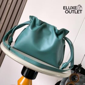 Clutch aus Nappa-Kalbsleder in Vetiver 24.5cm