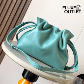 Clutch aus Nappa-Kalbsleder Water 24.5cm