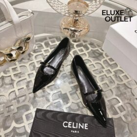 Suzy Pointy Toe Ballerina aus Patentkalbsleder