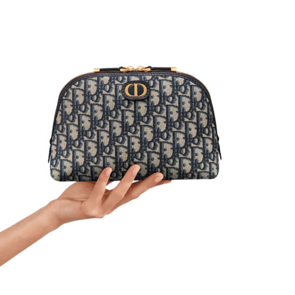 30 Montaigne Aphrodite-pouch