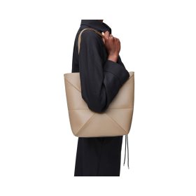 Mittlere Puzzle Fold Tote aus glänzendem Kalbsleder 31.5cm