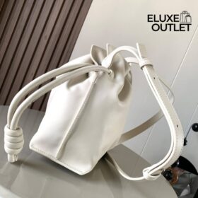 Clutch aus Nappa-Kalbsleder Meersalz 24.5cm