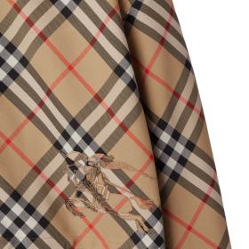Jacke Braun
