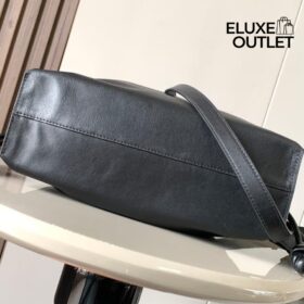Clutch aus Nappa-Kalbsleder Schwarz 24.5cm