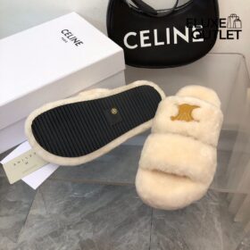 Fur Slides Triomphe aus Schafffell