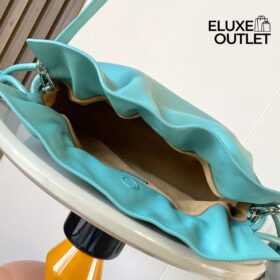 Clutch aus Nappa-Kalbsleder Water 24.5cm
